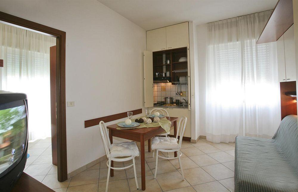 Residence Nautic Rimini Exterior foto